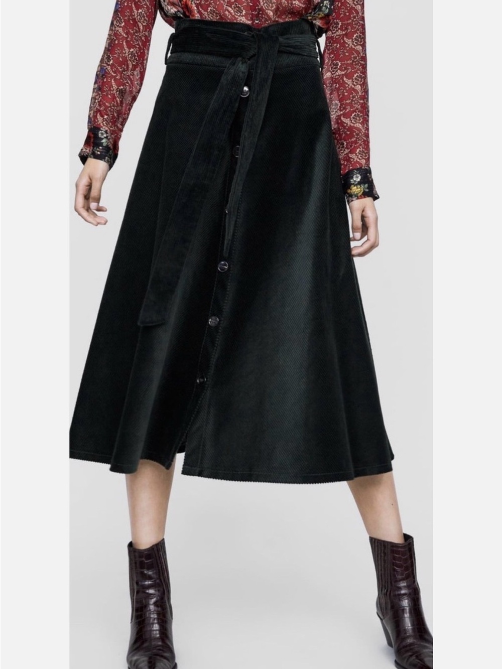 Zara forest green  A-Line Corduroy Midi Skirt with Tie Waist